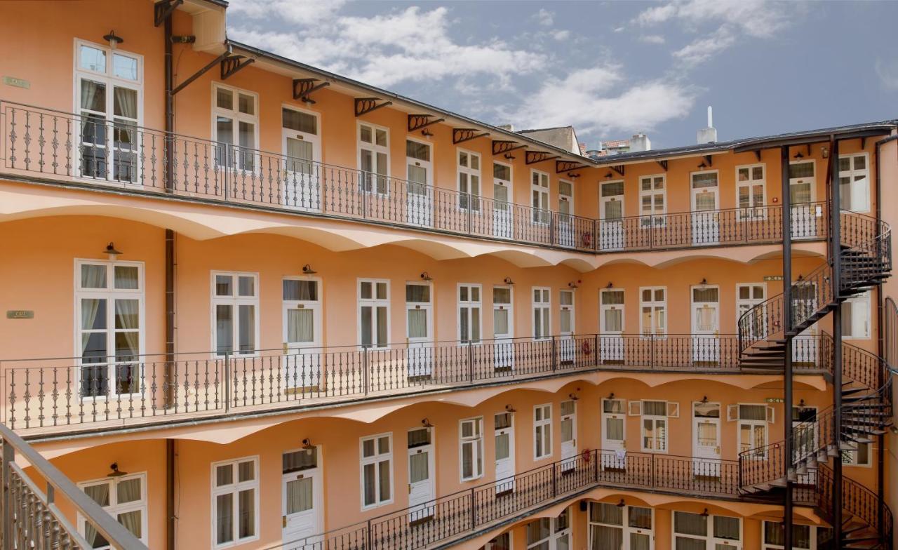 Hotel Patio Prága Kültér fotó
