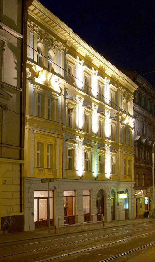 Hotel Patio Prága Kültér fotó